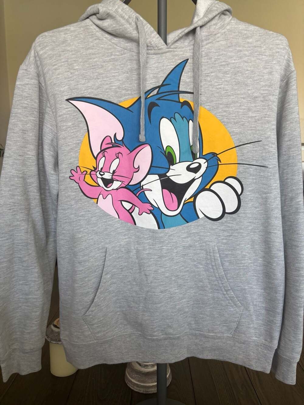 Tom and Jerry Graphic Print Grey Pullover Hoodie Sweatshirt Size Large